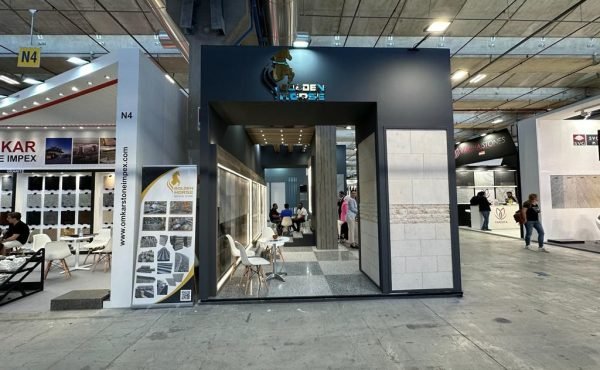 Golden horse 3D Booth Design2